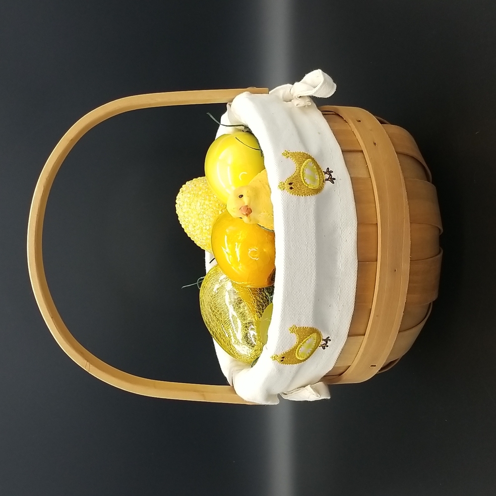 2 Decorative Wood Spring Baskets with 18 Decorative Eggs 5 Chicks & 1 Eggholder - Picture 11 of 15